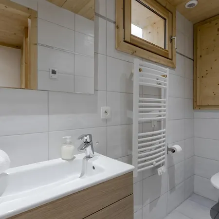 Alpea - Jacuzzi Vue Montagne - Neuf בקתה סן-ג'רבה-לה-באן